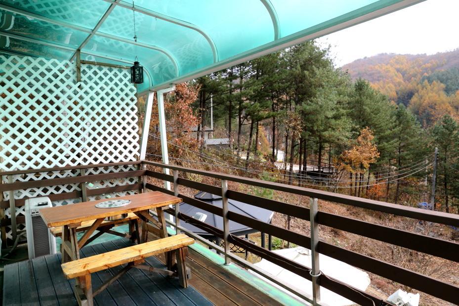 Pinearoma Pension Hongcheon Exterior foto